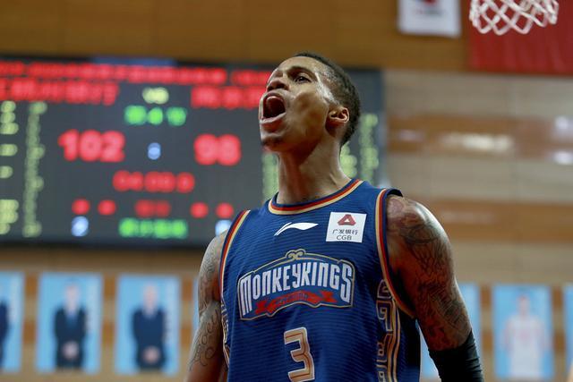 阿不都28+10琼斯26+13 新疆7连胜送北京3连败